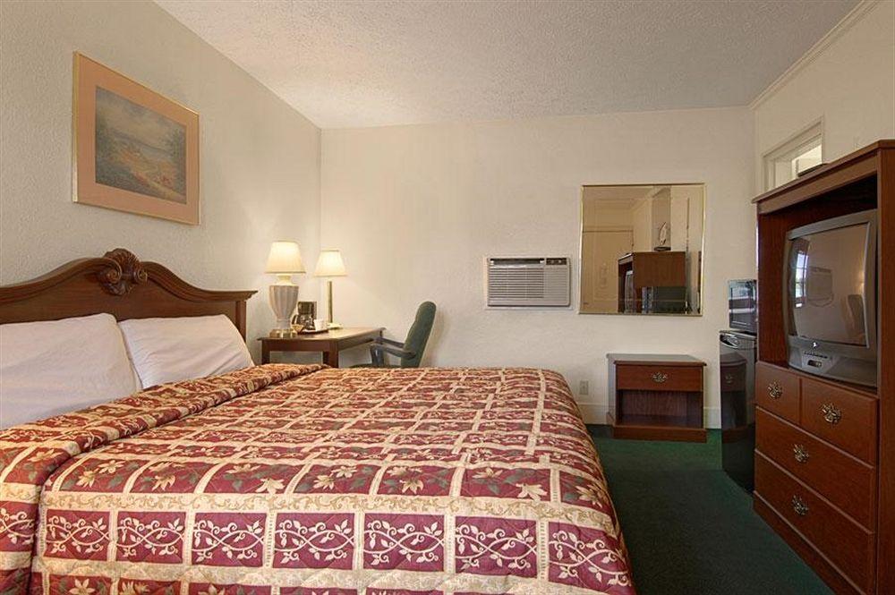 Americas Best Value Inn Suites South Boston Zimmer foto